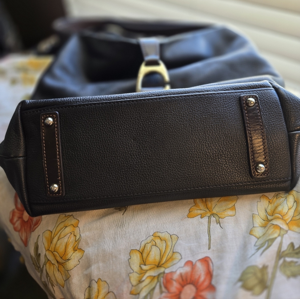 Dooney & Bourke Derby Florentine Black Pebbled Leather Hobo Bag - Picture 5 of 16